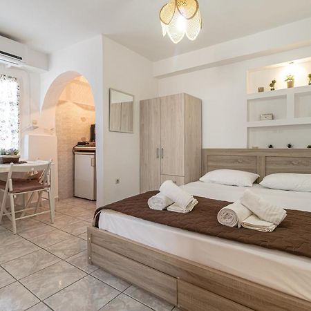 Korina Seaside Studio Naxos City Екстериор снимка